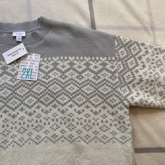 LuLaRoe Gray and Cream Holiday Crewneck Sweater - Picture 7 of 11